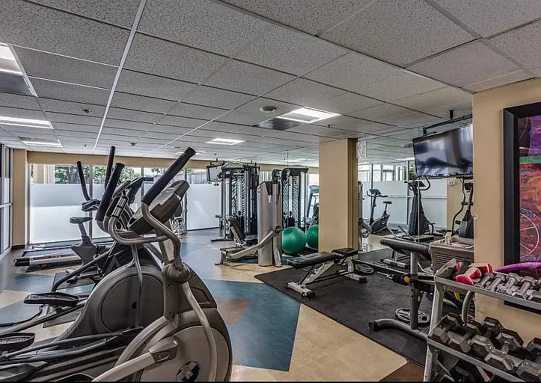 601 W 11th Ave #415 — Photo 15