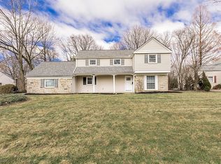 18211 Van Aken Blvd, Shaker Heights, OH 44122