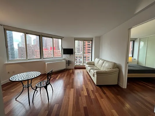 Rented by Fortress Realty Inc. | media 14