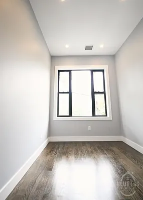 Rented by Blue Egg Realty Corp | media 62