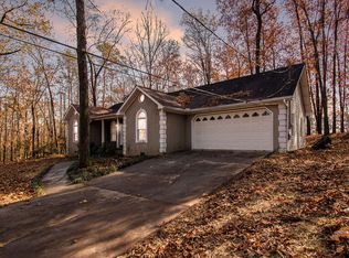 251 Holland Dr NE, Calhoun, GA 30701