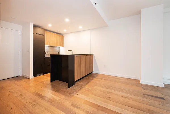 Rented by Prospect Management | media 25