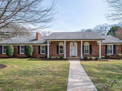 104 N Hawthorne St, Mount Holly, NC, 28120