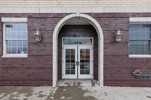 3rd image of 5978 N Lincoln Ave APT 3D