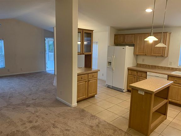 3rd image of 8407 Big Oak Dr