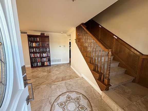2nd image of 6882 Vista Del Sol Dr