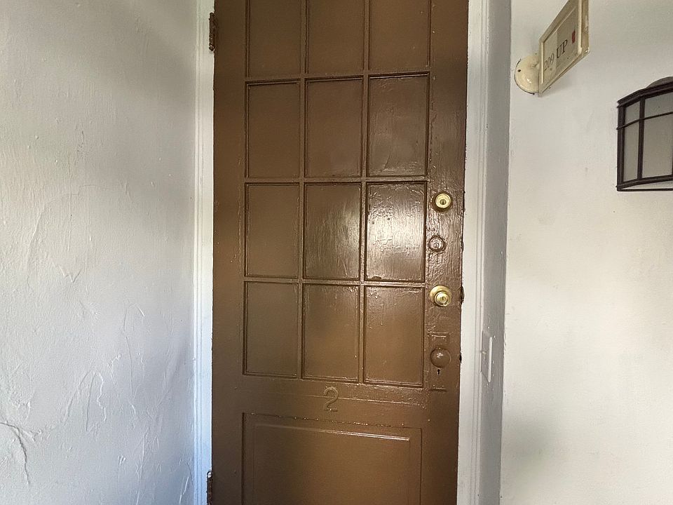 209 Fillmore Apt B - Photo 1_05112026
