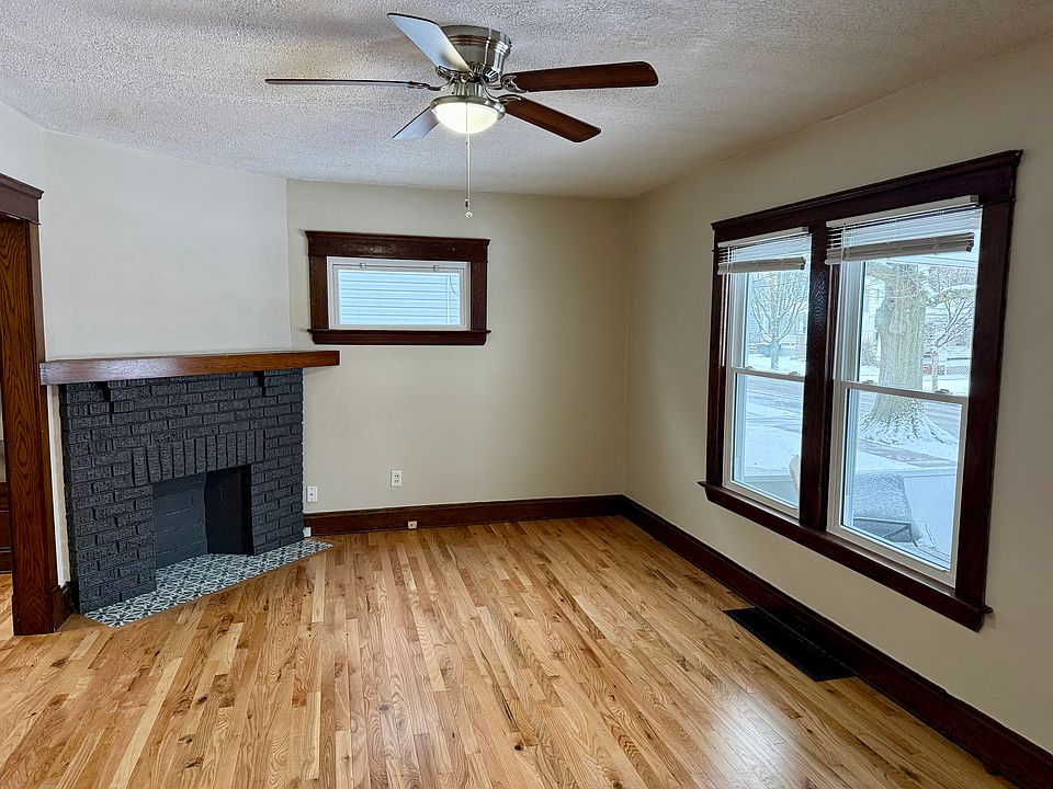1st image of 1633 Orchard Grove Ave