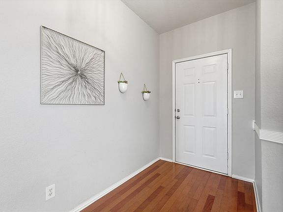 3rd image of 13364 Ridgepointe Rd