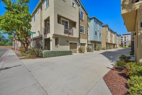 1405 Coyote Creek Way Photo 1