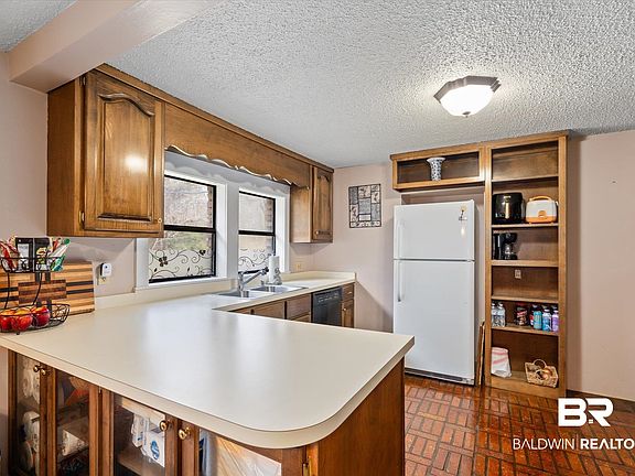 3rd image of 39280 County Road 39
