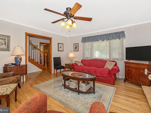4th image of 12030 Greendale Dr