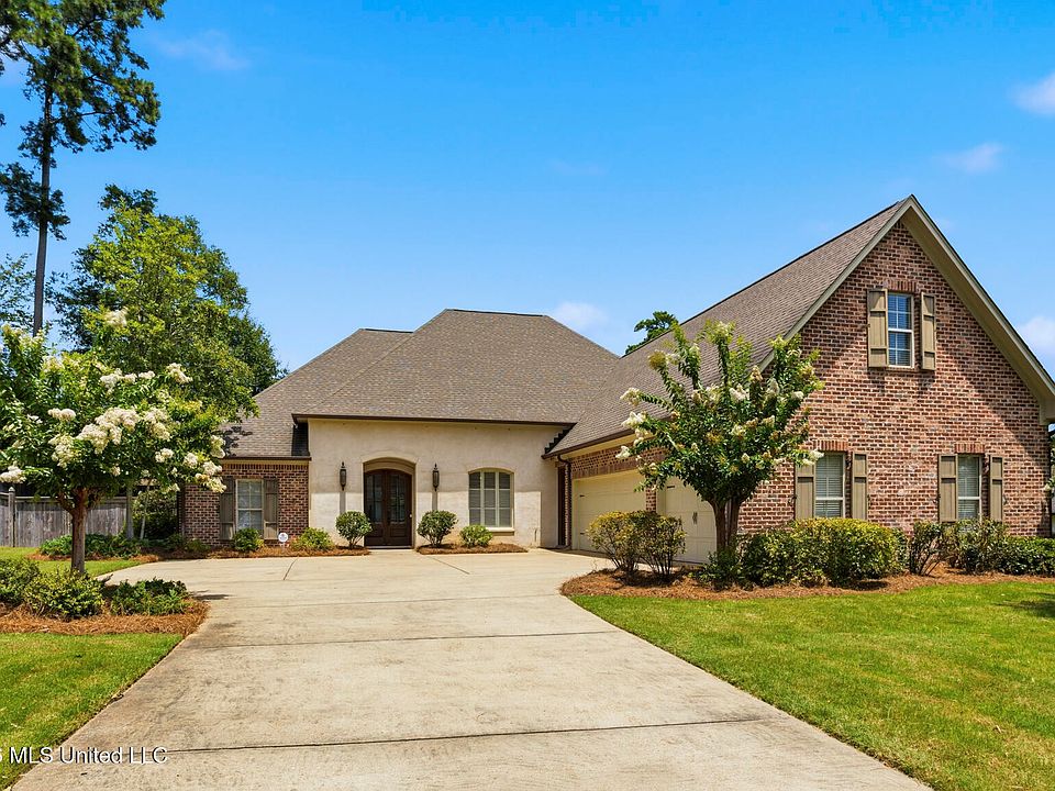 1st image of 213 Breezy Hill Dr