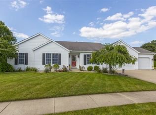 11539 E Wolfe Bridge Dr, Granger, IN
