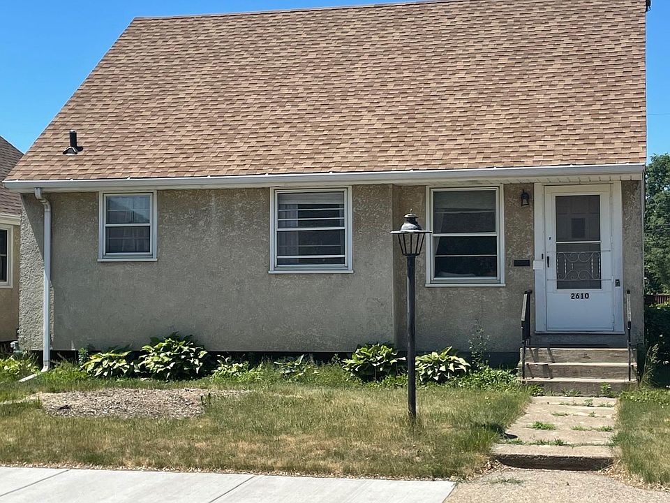 1st image of 2610 Grand St NE