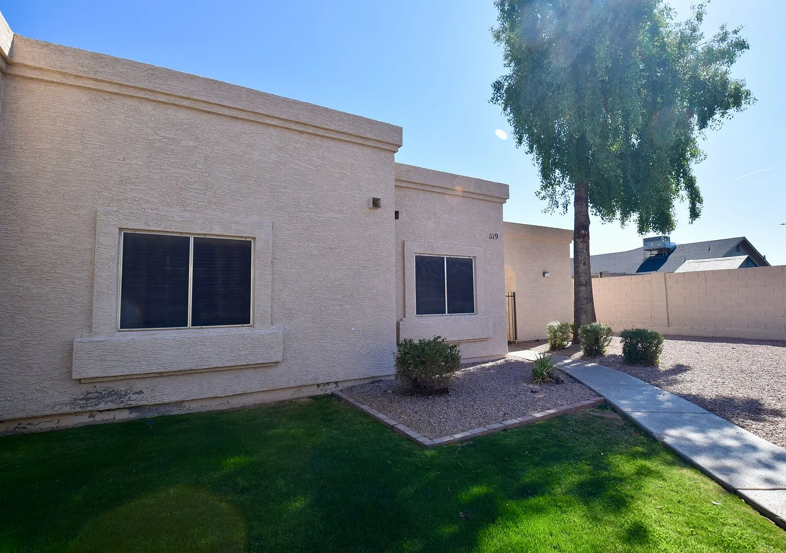 Spacious Chandler Condo — Photo 1