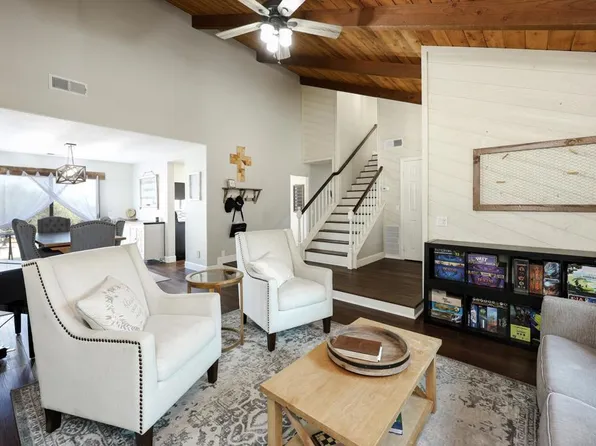 2129 Avenida Del Cielo, Alpine, CA 91901