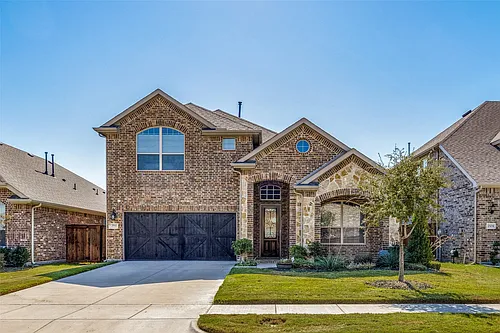 2511 Linwood Dr Photo 1