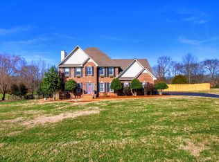 1305 Charleston Ln, Columbia, TN 38401