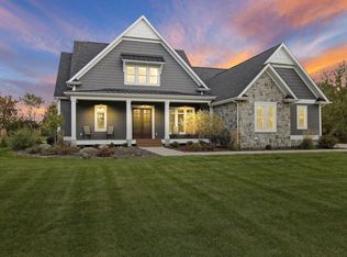 11 N Westwood Ave, Burlington, WI 53105