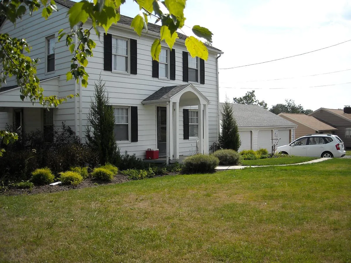 1440 Harvey Run Rd photo 1