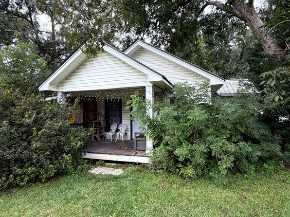 18225 Nebraska St, Robertsdale, AL 36567
