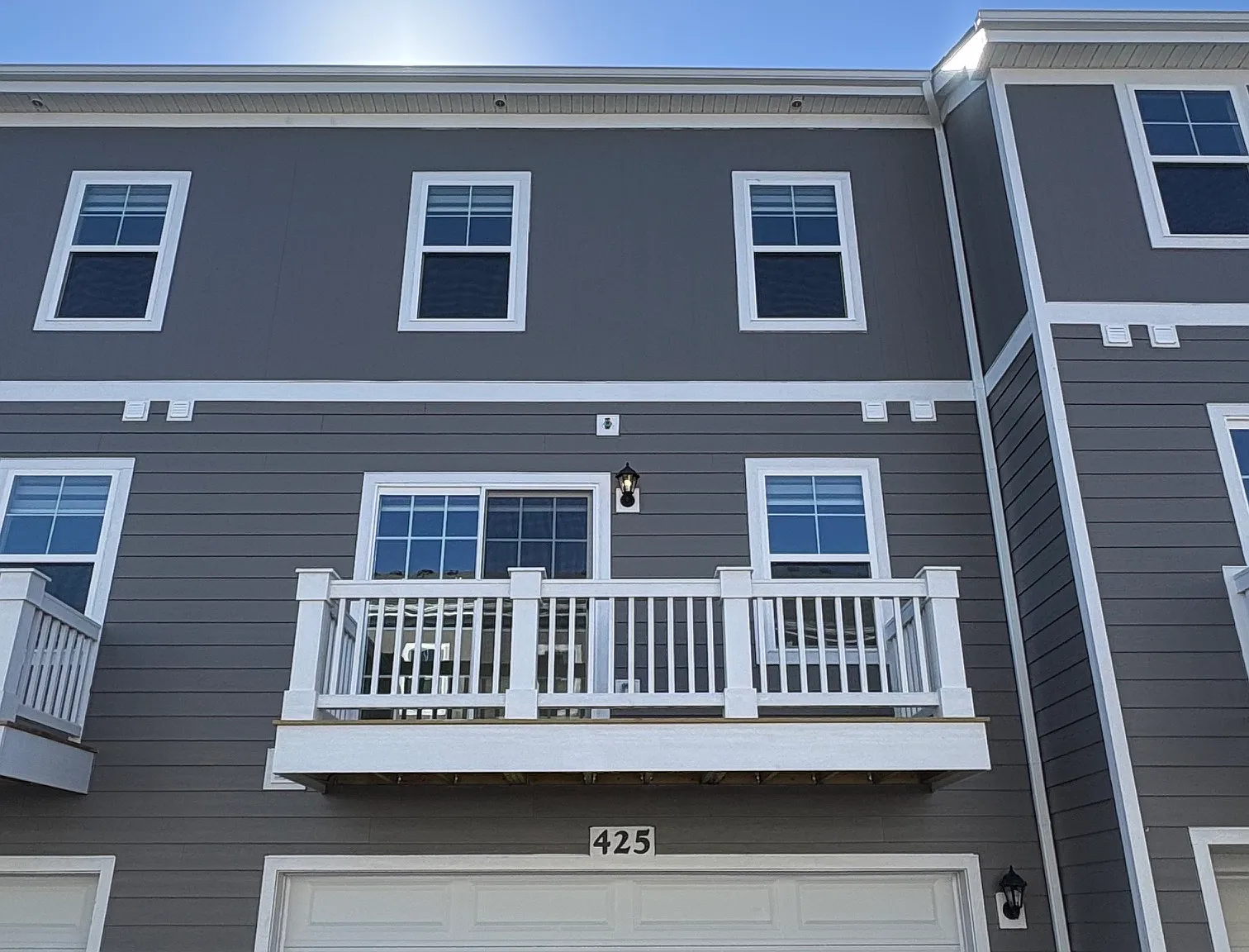 2 bed, 2.5 bath, 1651 sqft, $3,100 — Photo 3