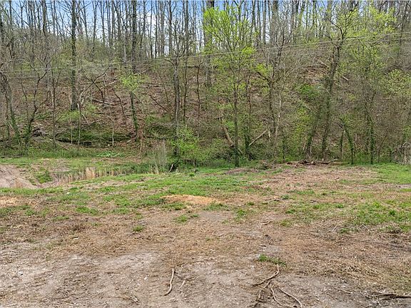 4th image of Rocky Dell Hollow Rd