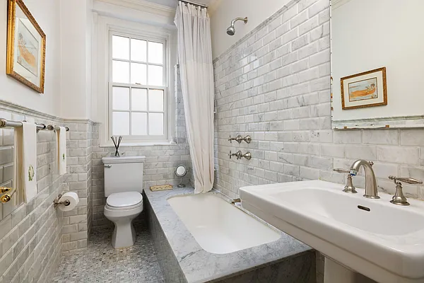 Sold by Douglas Elliman | media 10