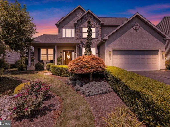 1622 W Thistle Dr, Wyomissing, PA 19610
