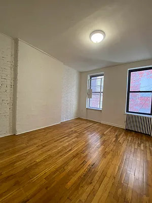 Rented by Peter R. Hungerford, LREB | media 19