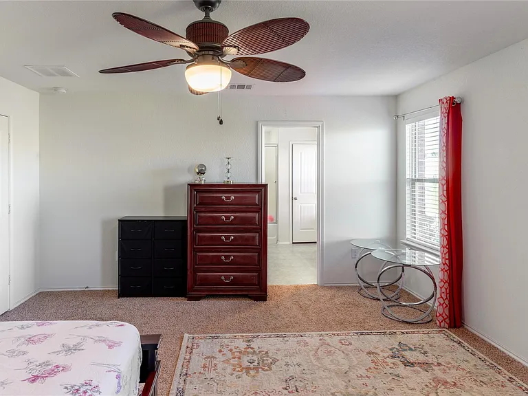 606 Screech Owl Dr — Photo 9