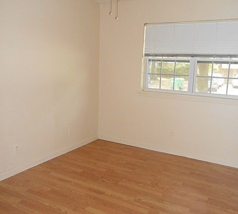 5th image of 3911 Ivy Ln