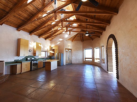 Scored tinted cement floors