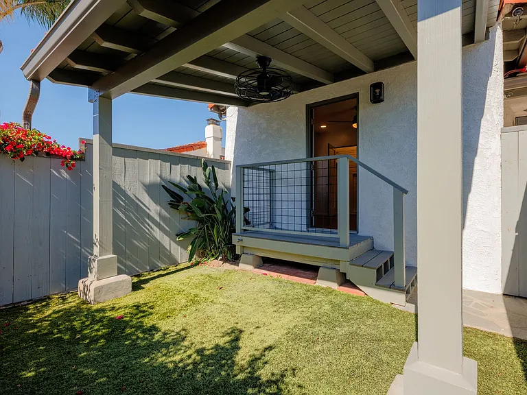 4715 Soria Dr — Photo 6