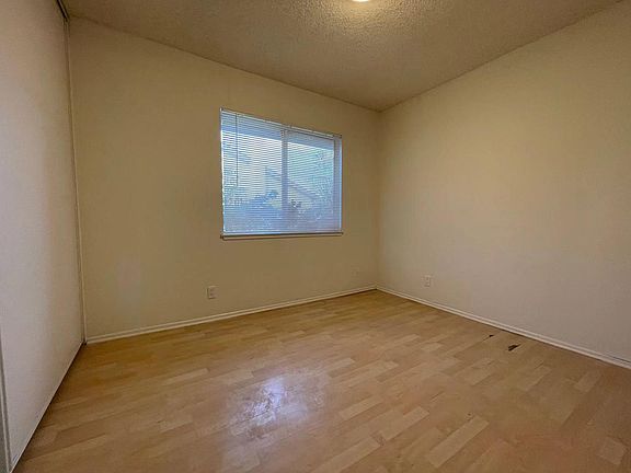 2nd image of 763 Lincoln Ave