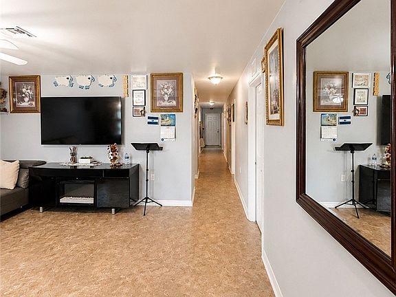 5th image of 26668 Arrow Ct