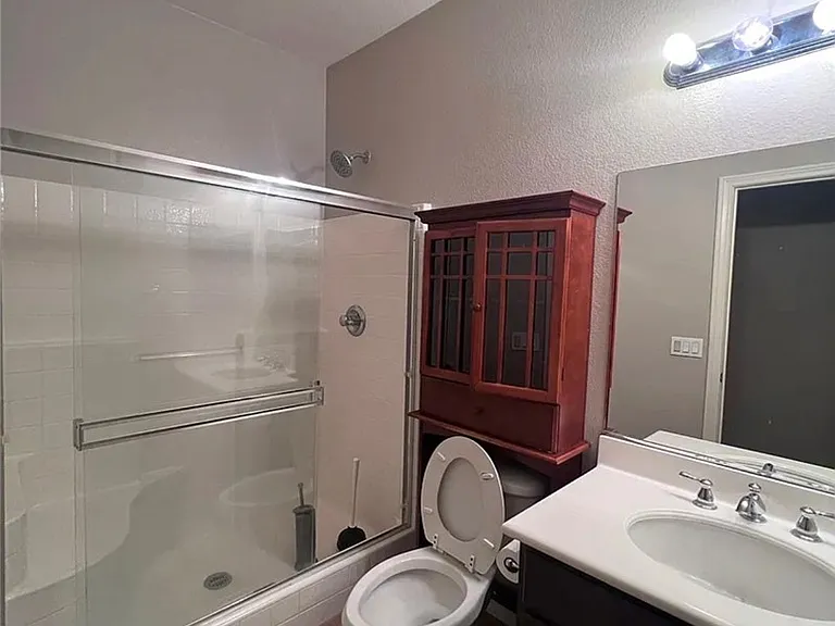 7771 Stonegate Dr — Photo 13