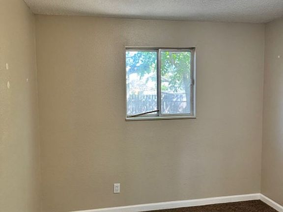 5th image of 628-630 Pennsylvania Ave #628