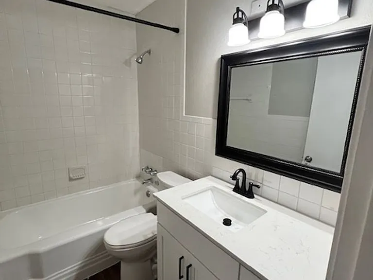 6302 Chesterfield Ave — Photo 11