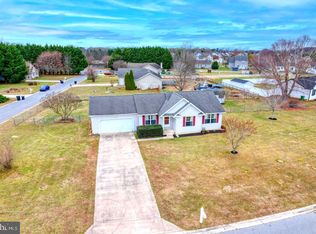 468 Hearthstone Ln, Felton, DE 19943