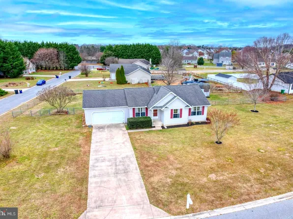 468 Hearthstone Ln, Felton, DE 19943