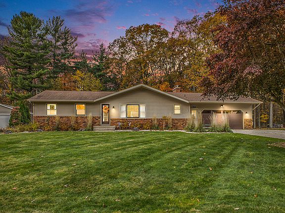 2nd image of 7397 Forestview Dr