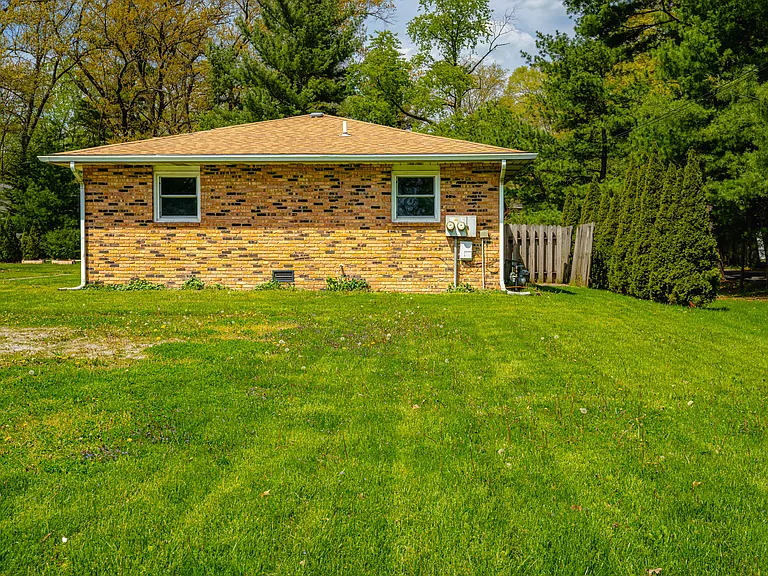 6874 Old Porter Rd #6874 — Photo 14
