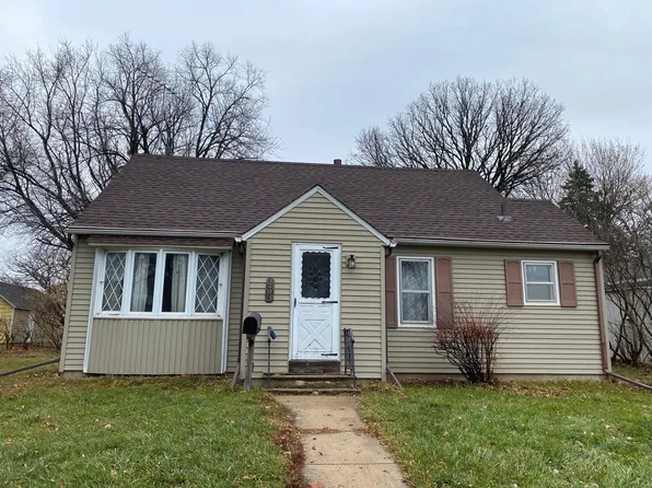 1435 Todd Ave, Albert Lea, MN 56007