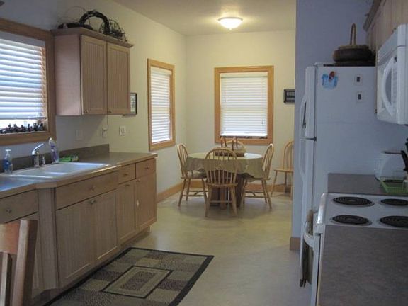 5th image of 6245 S Forest Lake Dr