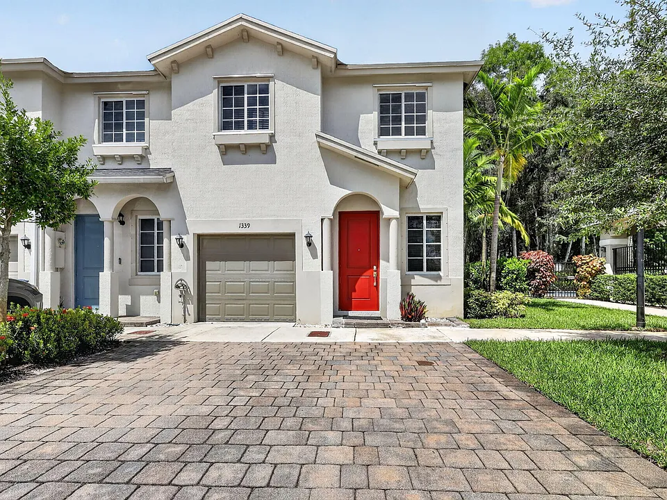 1339 NW 208th Ter