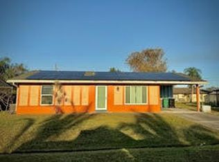 423 SE Asbury Ln, Port Saint Lucie, FL 34983