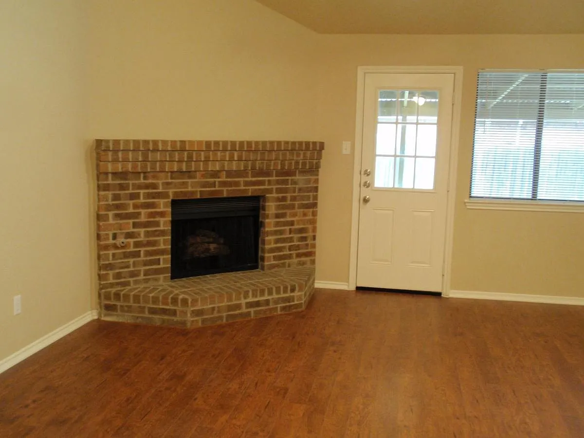 1328 Homestead Street — Photo 2