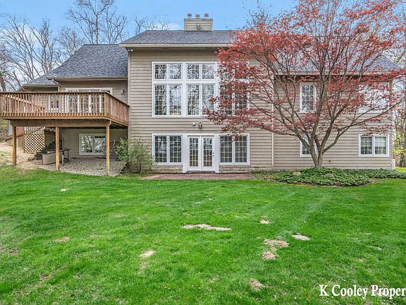 3rd image of 1268 Winteridge Ct NE